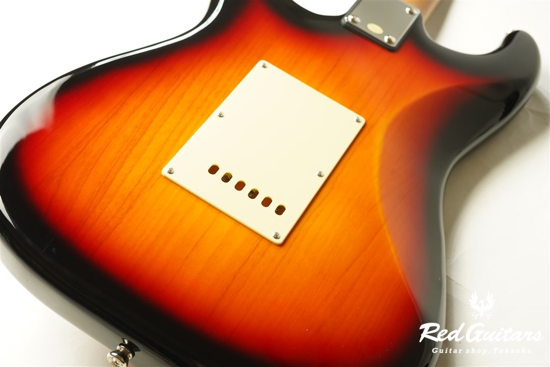 Bacchus BST-2-RSM/R - 3 Tone Sunburst | Red Guitars Online Store